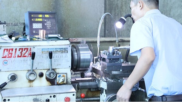 視覺全自動點(diǎn)膠機(jī)